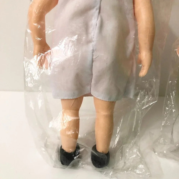 Vintage 1990 Fibre Craft Santa and Mrs Claus Music Box Dolls - Picture 8 of 13